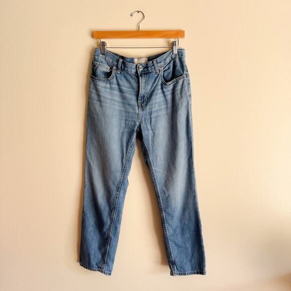 Everlane Light Wash Lightweight Relaxed Jeans - 28 Regular - Picture 1 of 6